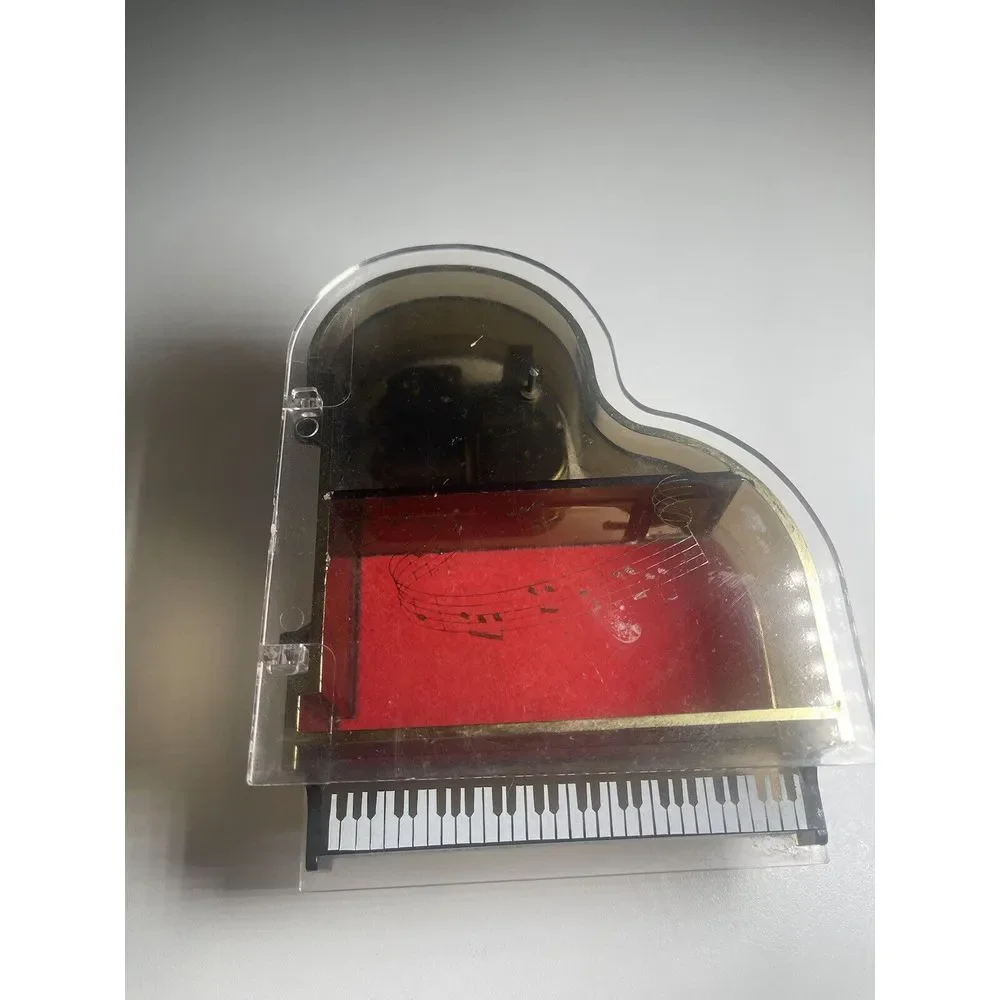 PIANO MUSIC BOX PLAYS YOU LIGHT UP MY LIFE WORKING‎